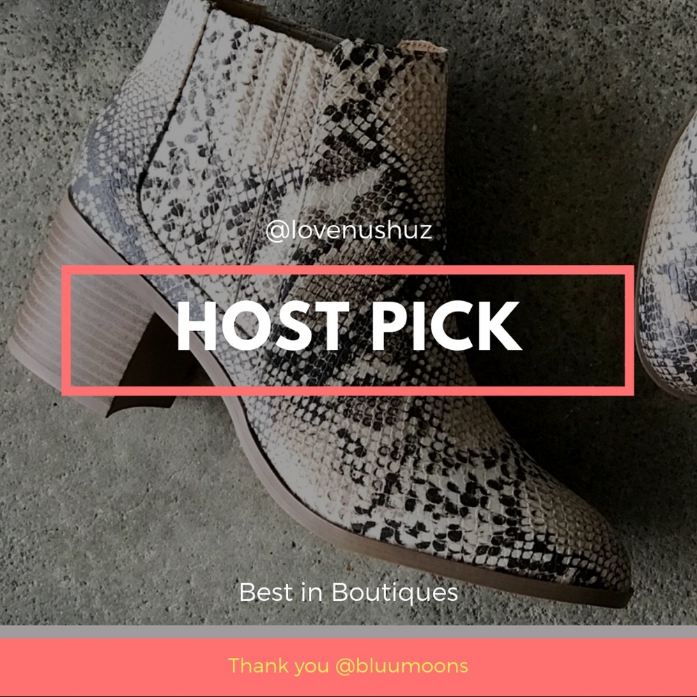 Qupid Topanga Black & White Python Snake Bootie - Picture 3 of 8